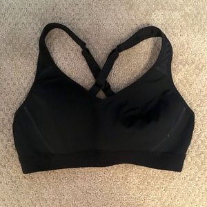 Women’s sports bra